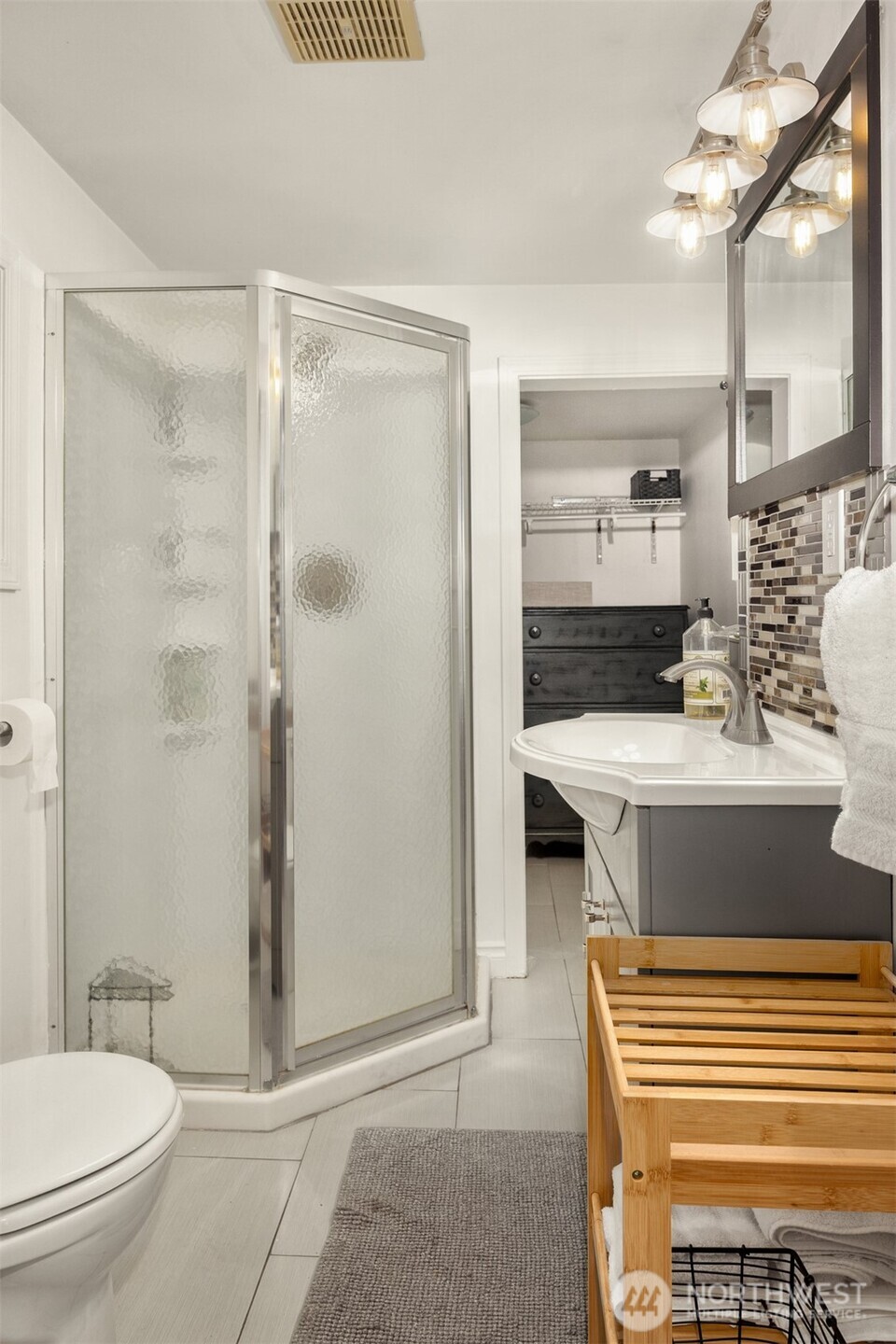 3010 Southwest City View Street Seattle, WA 98126 - Photo 10 of 14