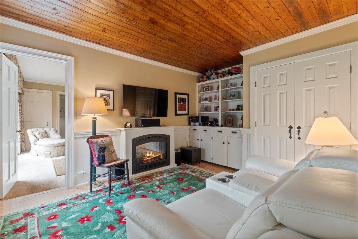 271 Walloomsac Road Bennington, VT 05201 - Photo 22 of 37