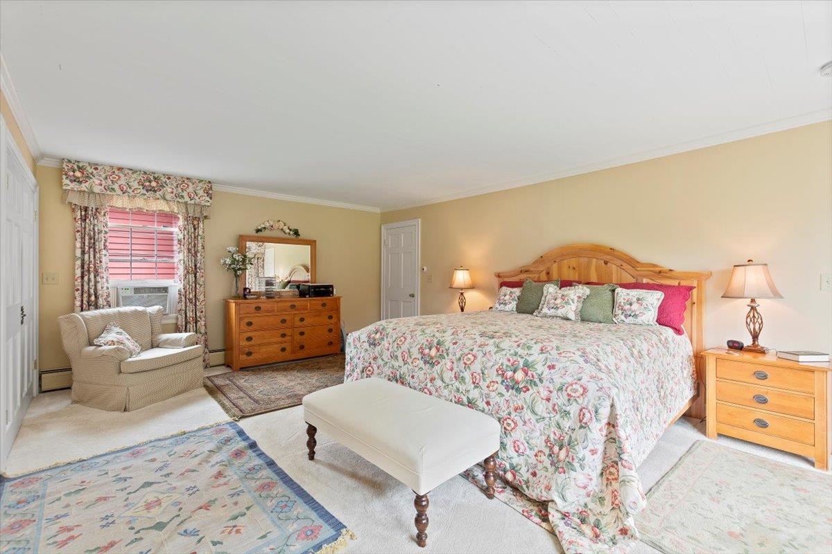 271 Walloomsac Road Bennington, VT 05201 - Photo 24 of 37