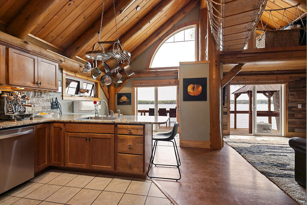 41 White Fish Road Winslow, ME 04901 - Photo 9 of 67 22_BP5A2310_DxO_mls