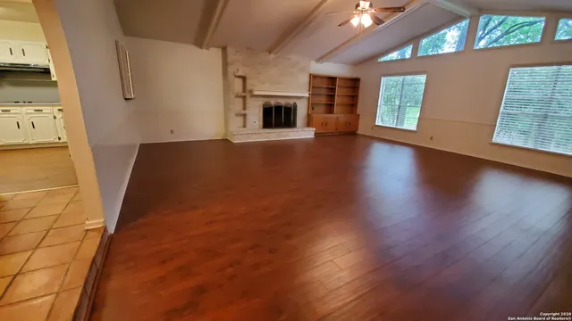 $2,800 | 9349 Blazing Star Trail, San Antonio, TX 78266