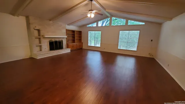 $2,800 | 9349 Blazing Star Trail, San Antonio, TX 78266