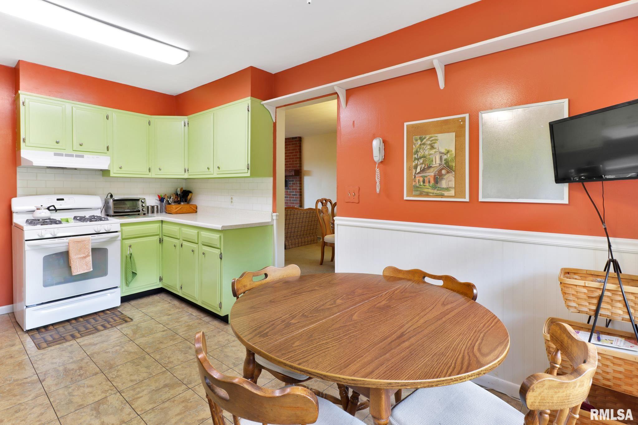 14101 North Ivy Lake Road Chillicothe, IL 61523 - Photo 11 of 42 Gallery Image 11
