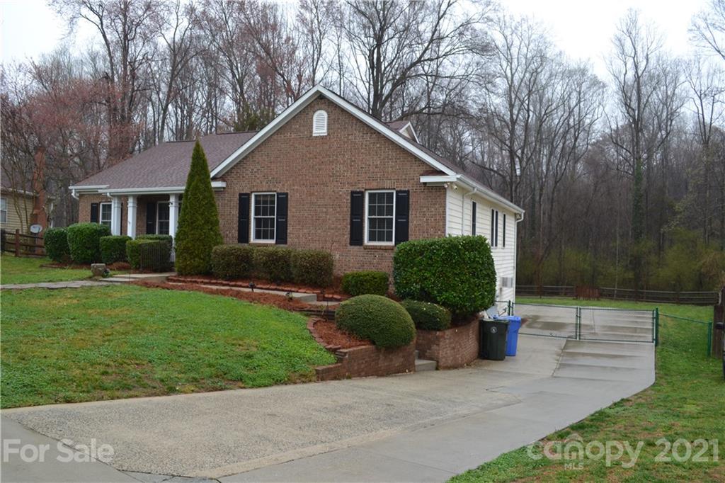 380 Reed Creek Road Mooresville, NC 28117 - Photo 2 of 35 Gallery Image 2