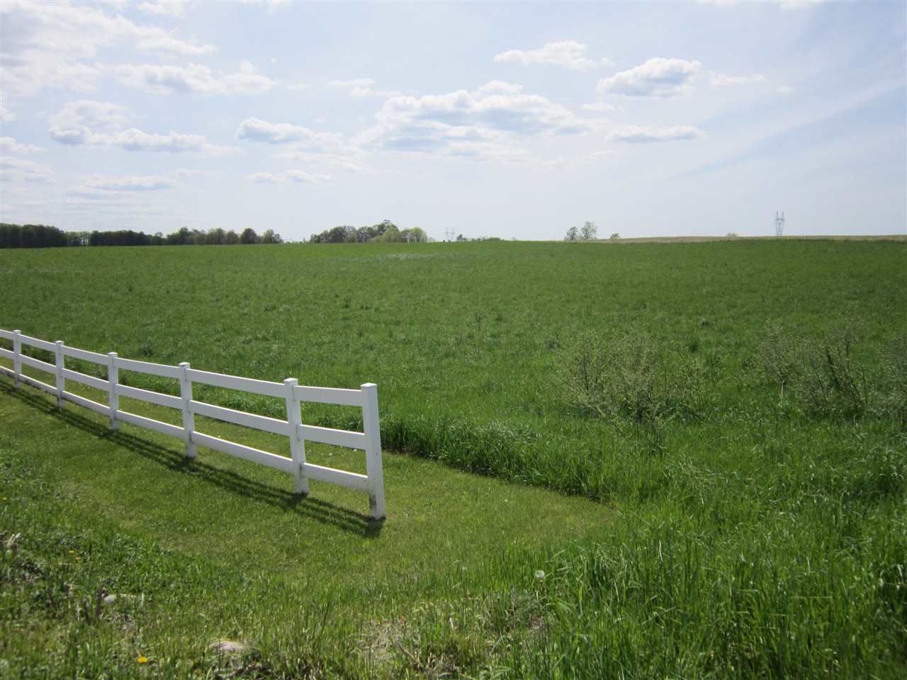 5145 Hilltop Road Grawn, MI 49637 - Photo 13 of 33 1817099-12.JPG