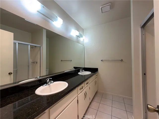 $2,975 | 7013 Haskell Avenue, Van Nuys, CA 91406