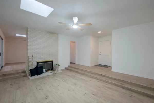 $389,999 | 5356 North Bond Street, Fresno, CA 93710