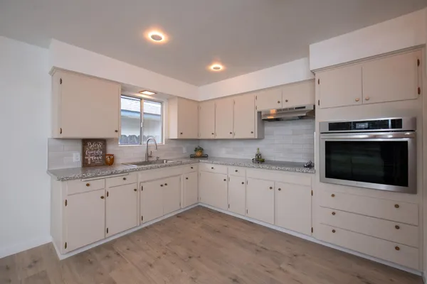 $389,999 | 5356 North Bond Street, Fresno, CA 93710