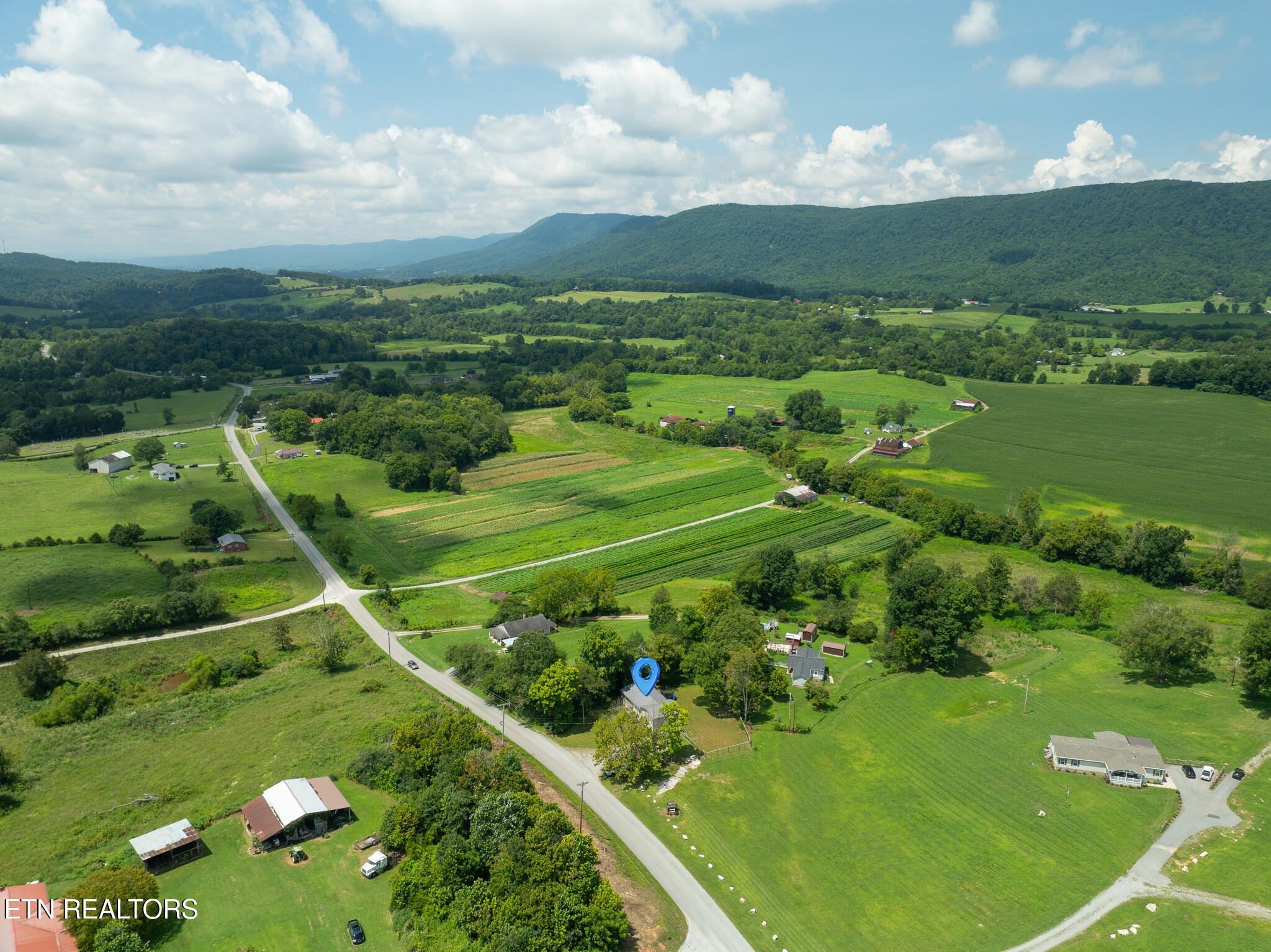 3406 Back Valley Road Speedwell, TN 37870 - Photo 33 of 33 Gallery Image 33