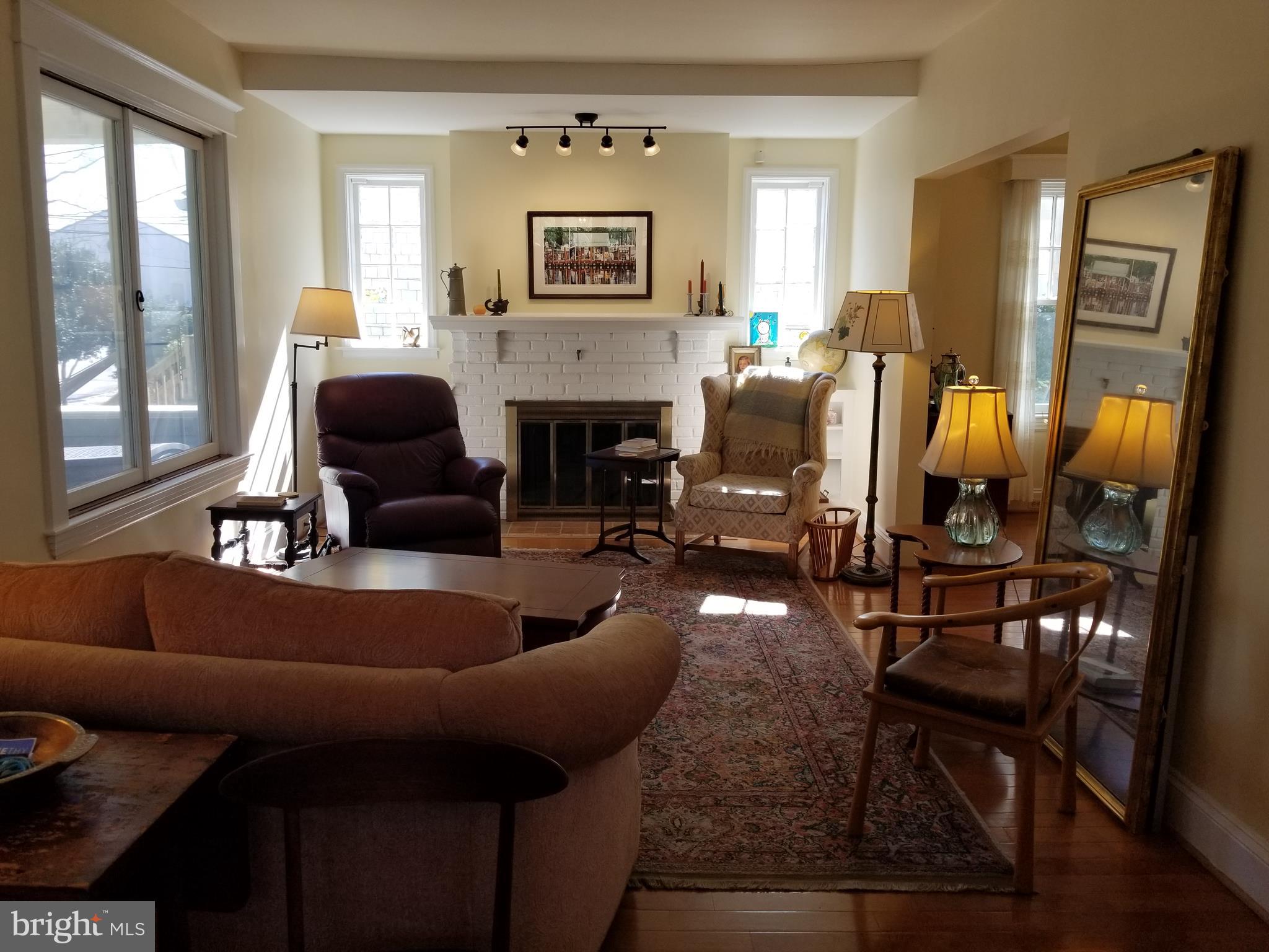 5504 South Bend Road Baltimore, MD 21209 - Photo 4 of 21