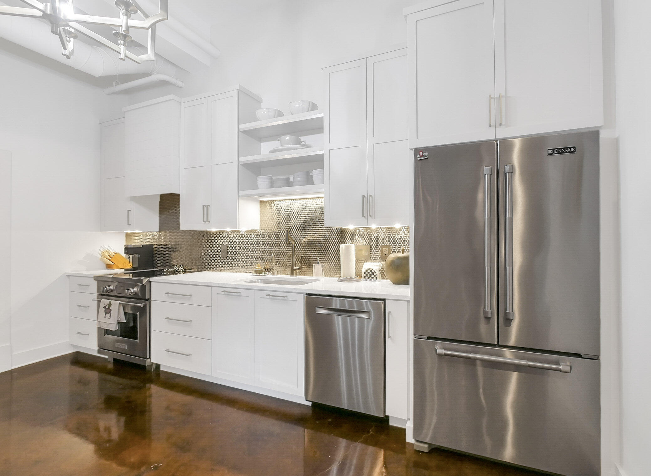 800 Market Street, Unit 320 Chattanooga, TN 37402 - Photo 13 of 45 33-P1660972