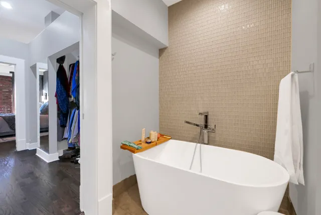 $899,000 | 800 Market Street, Unit 320, Chattanooga, TN 37402