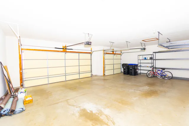 $399,900 | 1307 Longford Lane, Bloomington, IL 61704