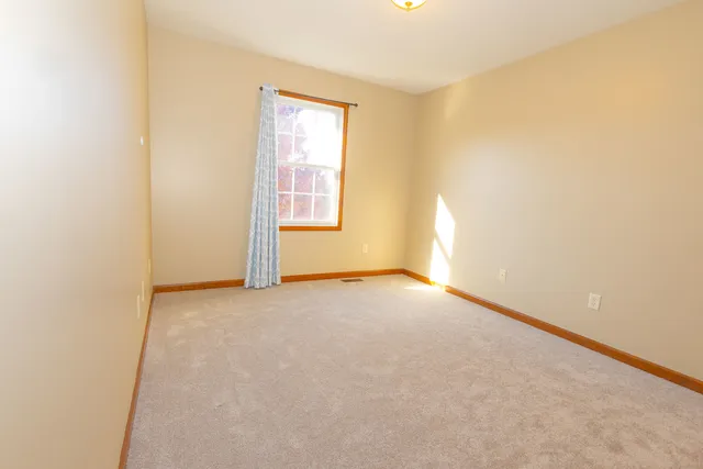 $399,900 | 1307 Longford Lane, Bloomington, IL 61704