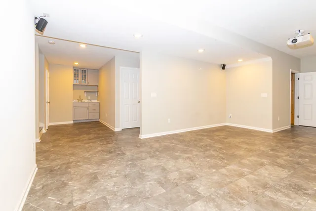 a view of empty room