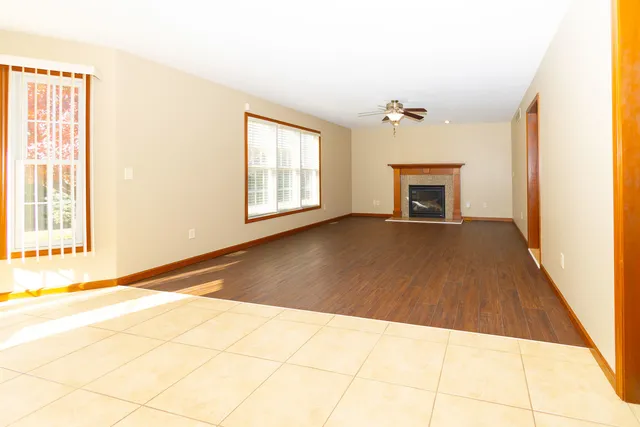 $399,900 | 1307 Longford Lane, Bloomington, IL 61704