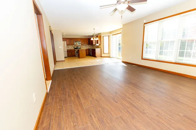 $399,900 | 1307 Longford Lane, Bloomington, IL 61704