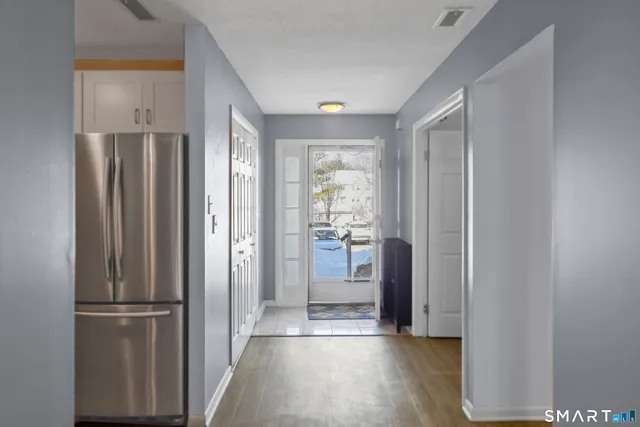 $2,200 | 107 Country Club Court, Unit 107, Rocky Hill, CT 06067