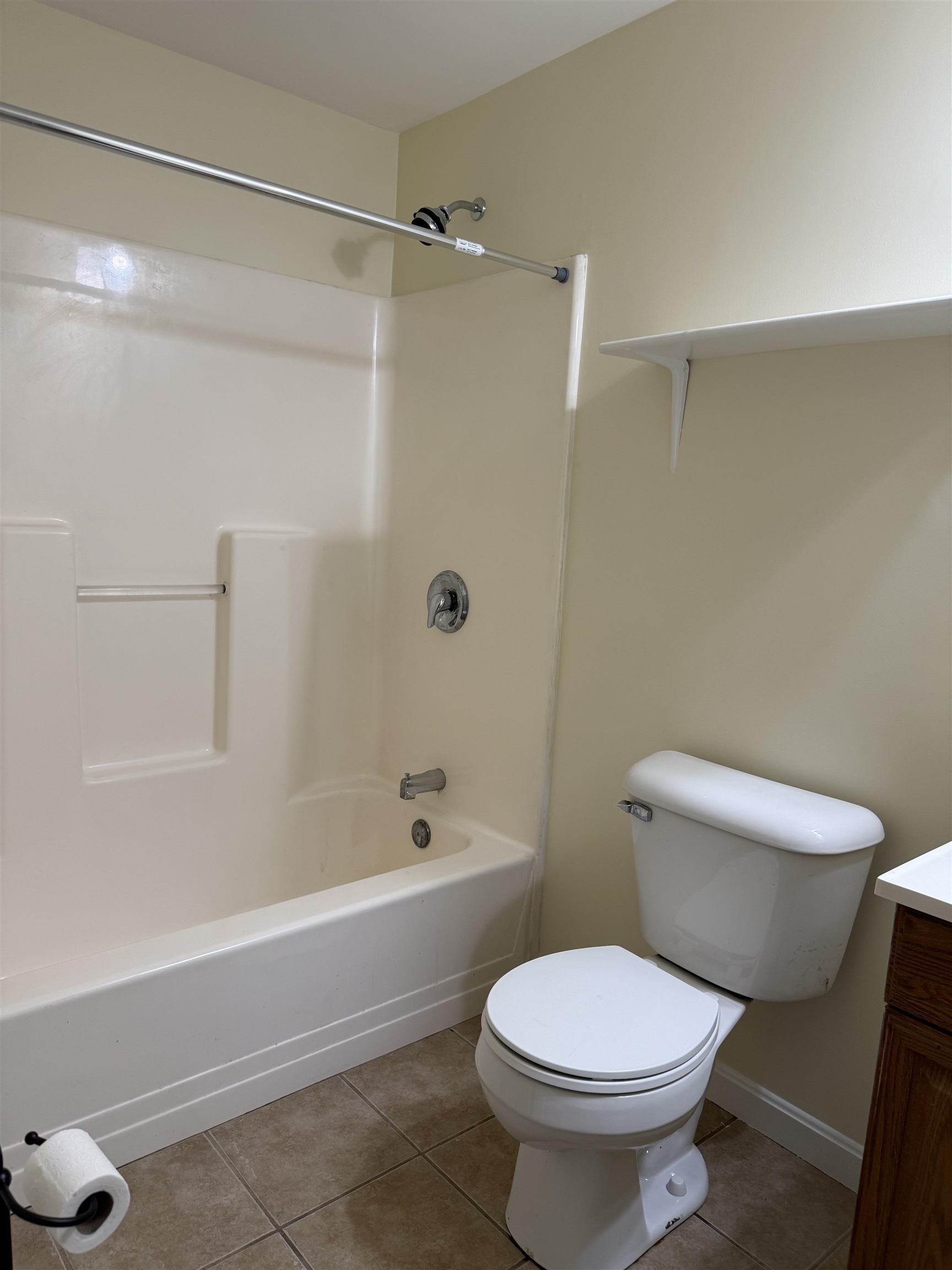 276 Fremont Road Chester, NH 03036 - Photo 7 of 10