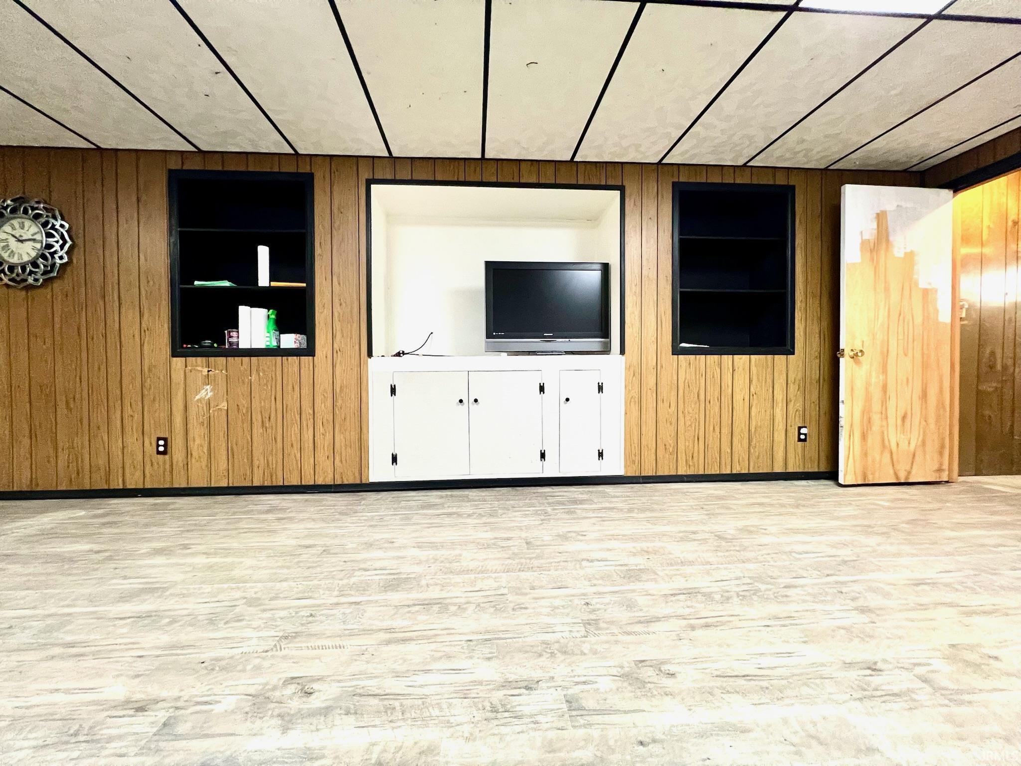 2119 Windwood Drive Bedford, IN 47421 - Photo 28 of 36