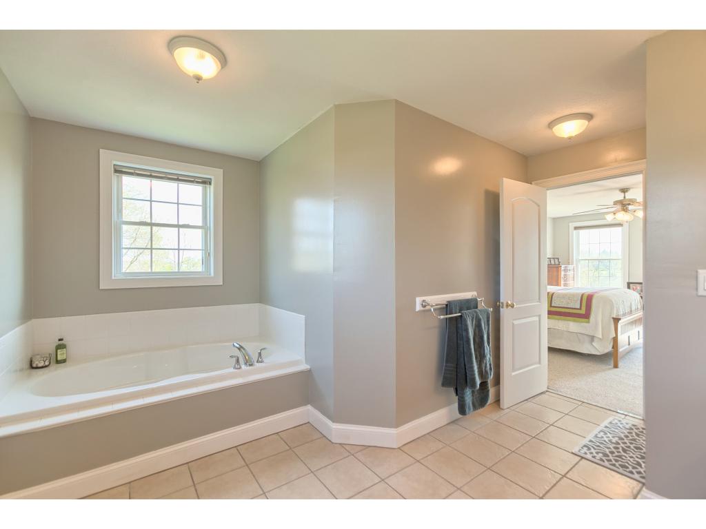 47 Currier Road Pelham, NH 03076 - Photo 26 of 36