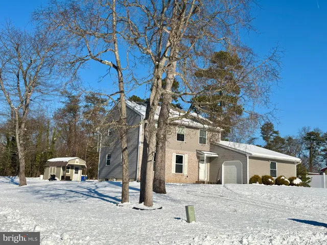 $465,000 | 142 Oak Pines Boulevard, Pemberton, NJ 08068