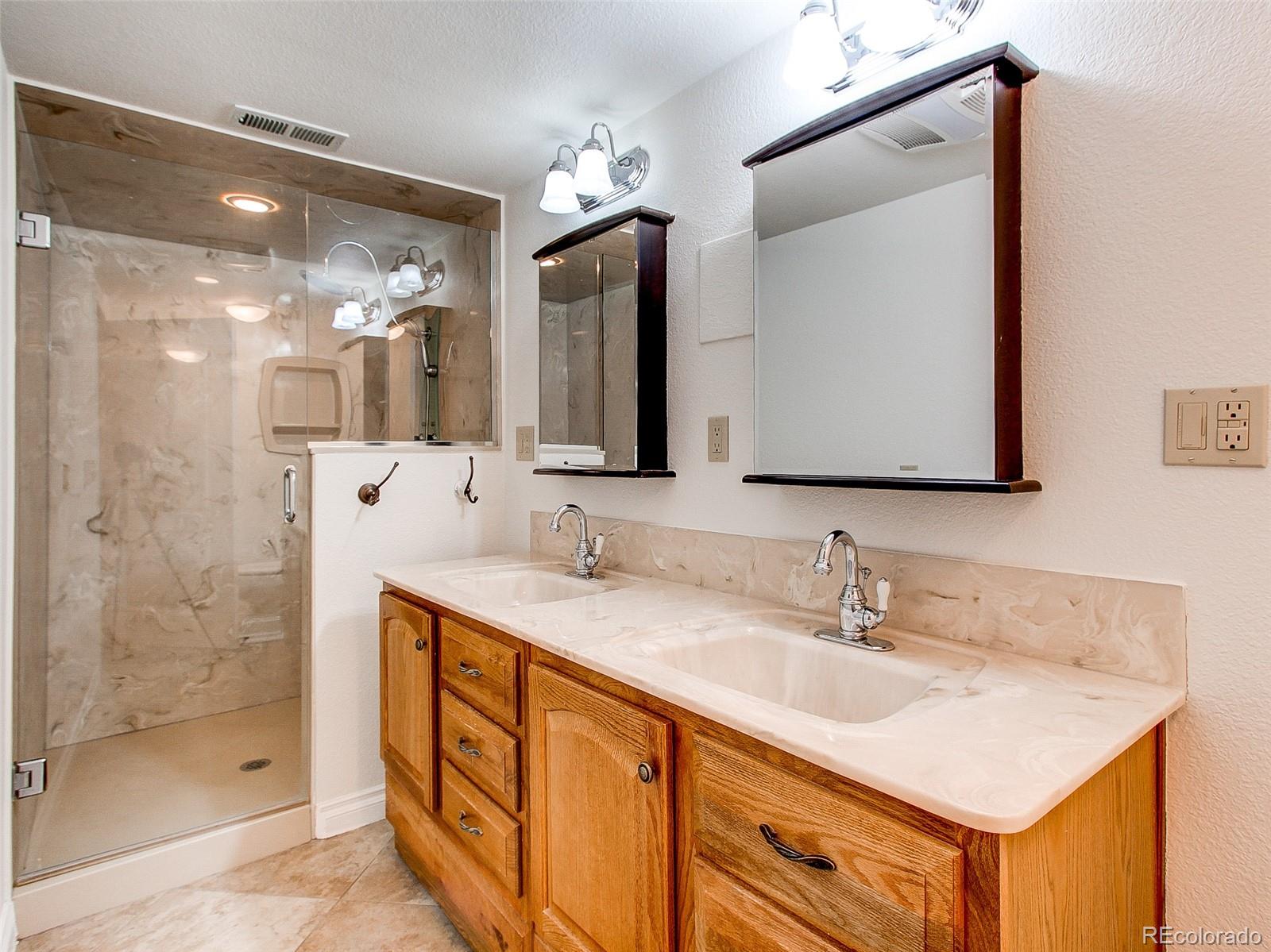 4366 Ivycrest Point Highlands Ranch, CO 80130 - Photo 33 of 39 Gallery Image 33