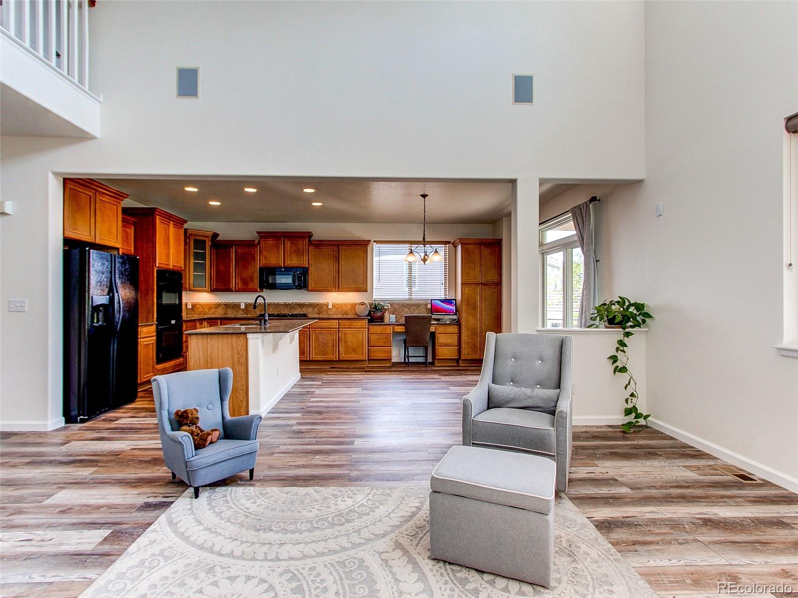 4366 Ivycrest Point Highlands Ranch, CO 80130 - Photo 9 of 39 Gallery Image 9