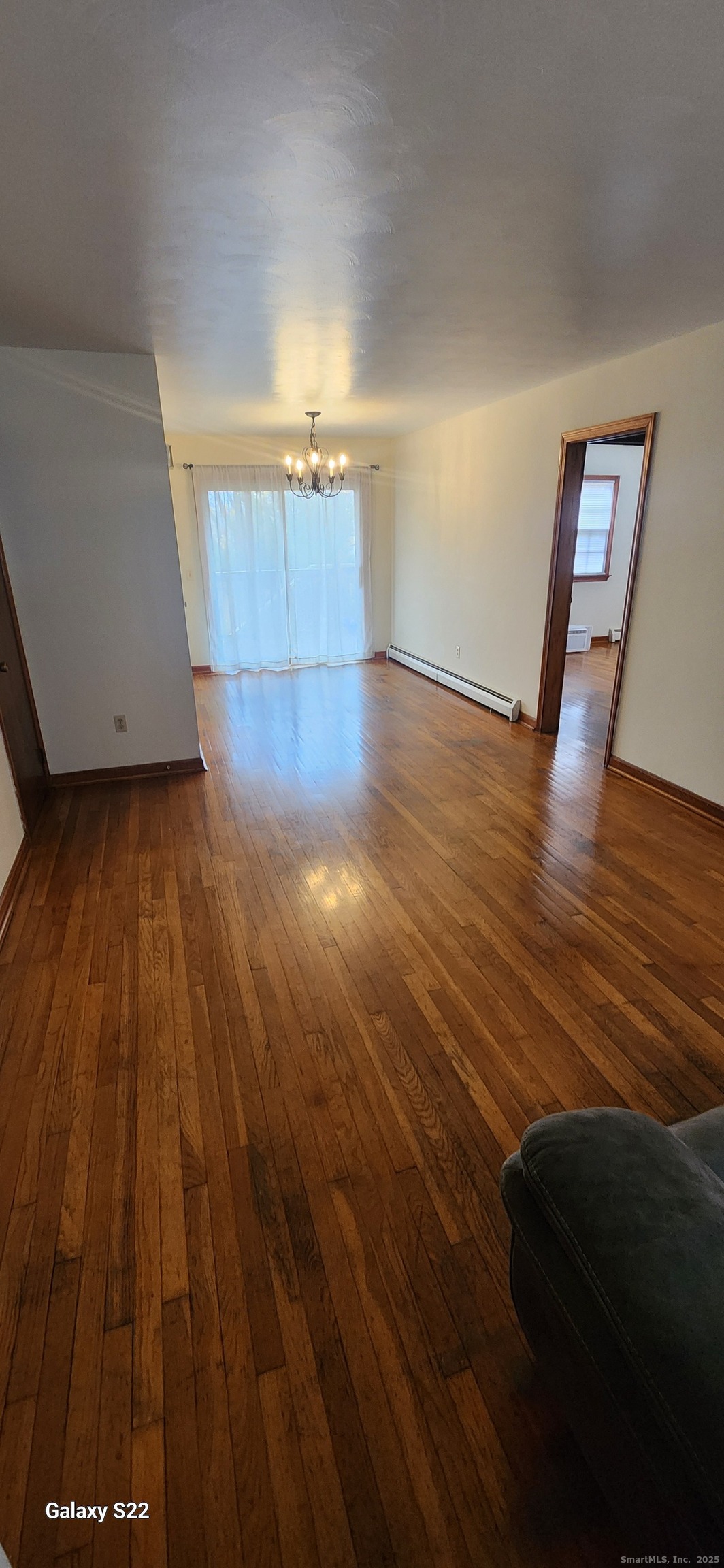 143 Oneco Avenue New London, CT 06320 - Photo 2 of 7