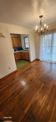 $1,800 | 143 Oneco Avenue, New London, CT 06320