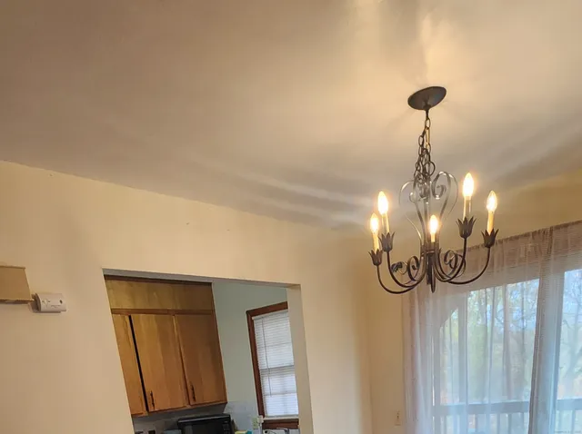 $1,800 | 143 Oneco Avenue, New London, CT 06320