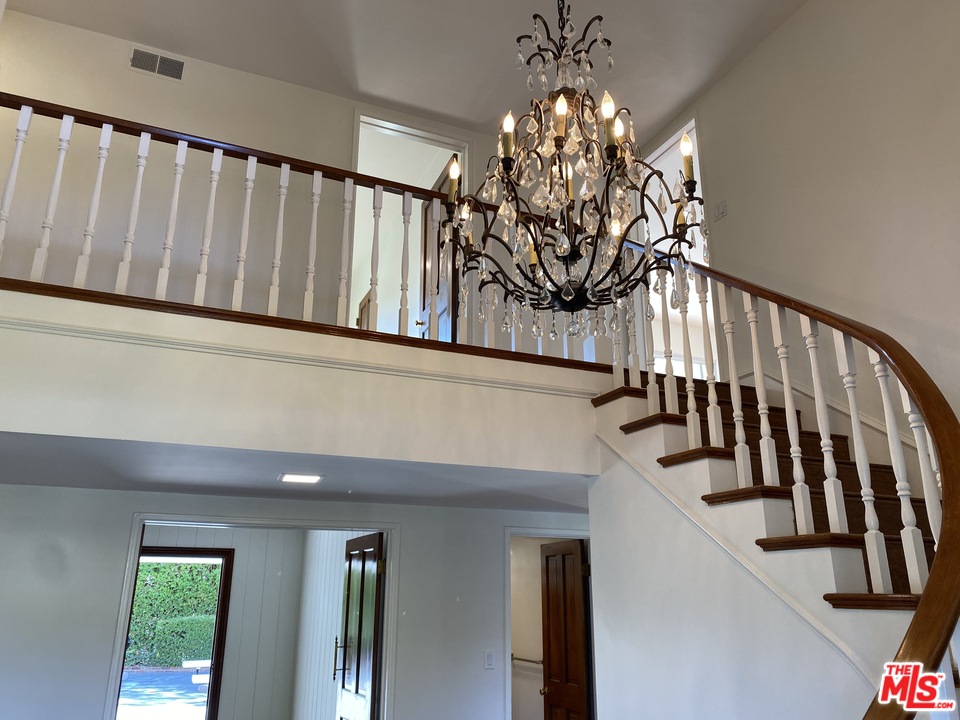 4157 Bon Homme Road Calabasas, CA 91302 - Photo 2 of 22