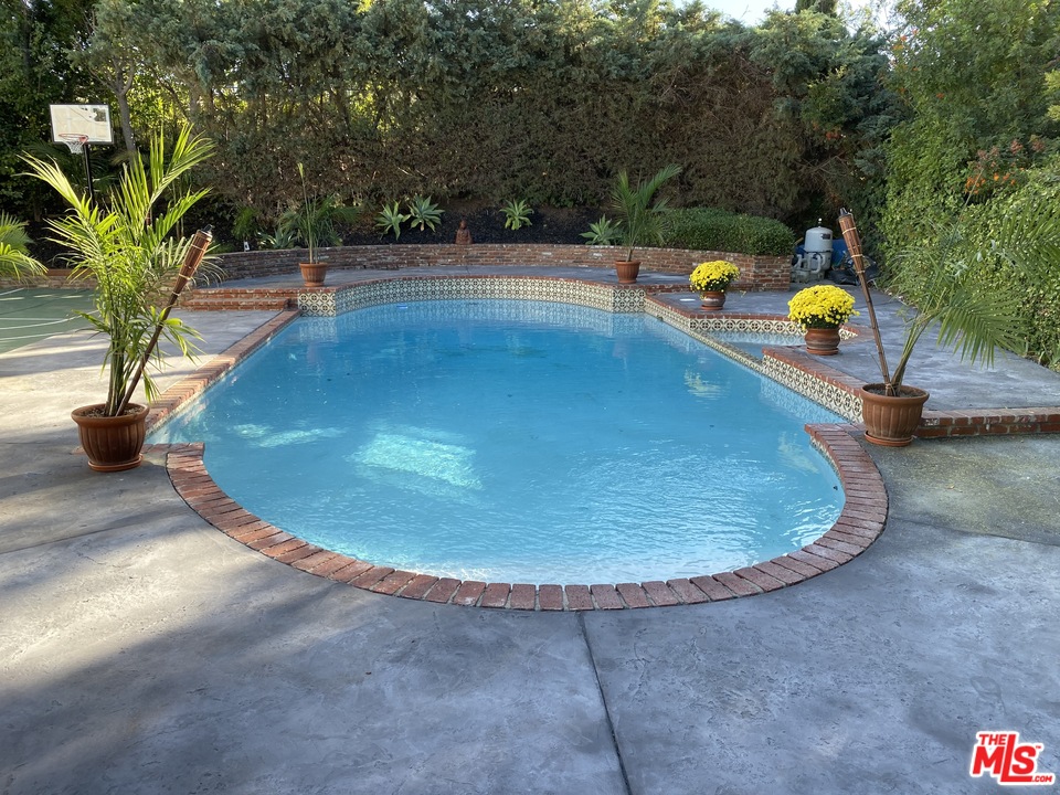 4157 Bon Homme Road Calabasas, CA 91302 - Photo 11 of 22