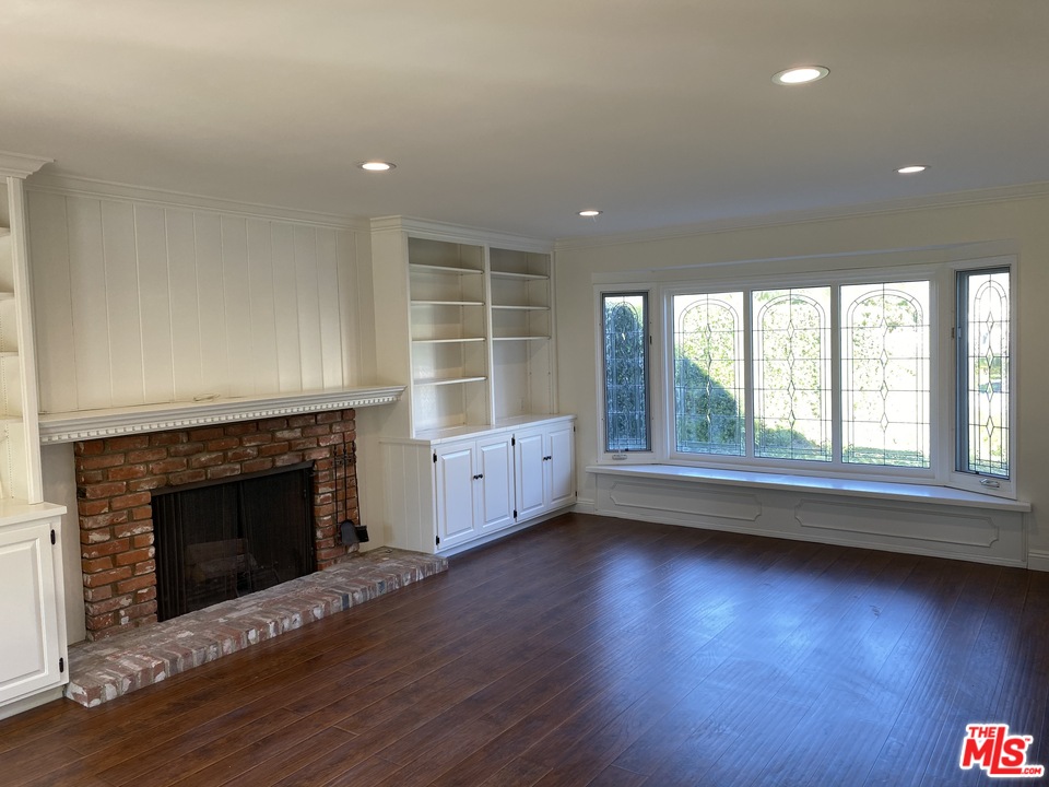 4157 Bon Homme Road Calabasas, CA 91302 - Photo 3 of 22