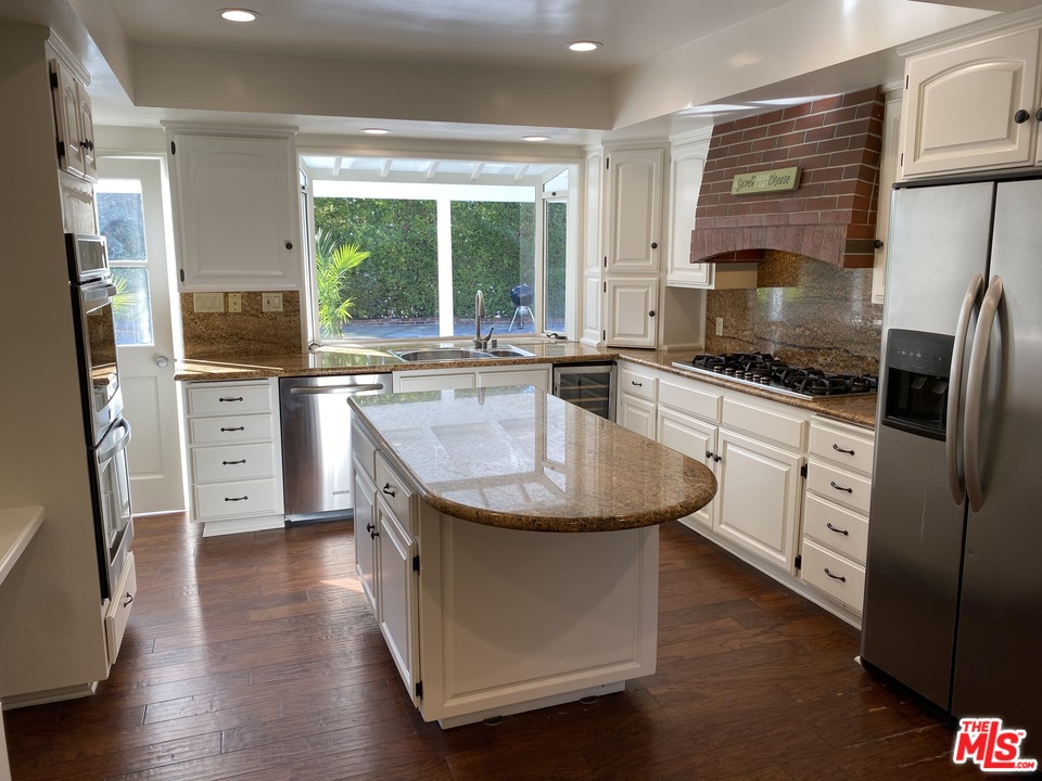 4157 Bon Homme Road Calabasas, CA 91302 - Photo 6 of 22
