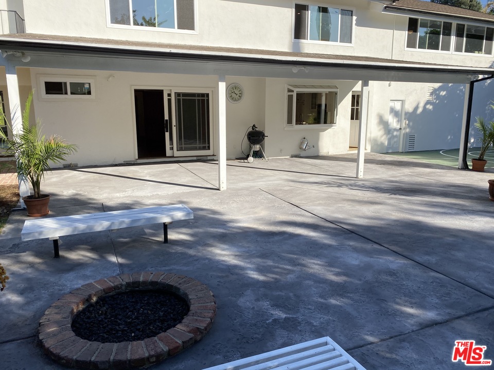 4157 Bon Homme Road Calabasas, CA 91302 - Photo 8 of 22