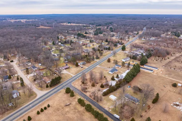 $77,000 | 22889 Red Arrow Highway, Mattawan, MI 49071