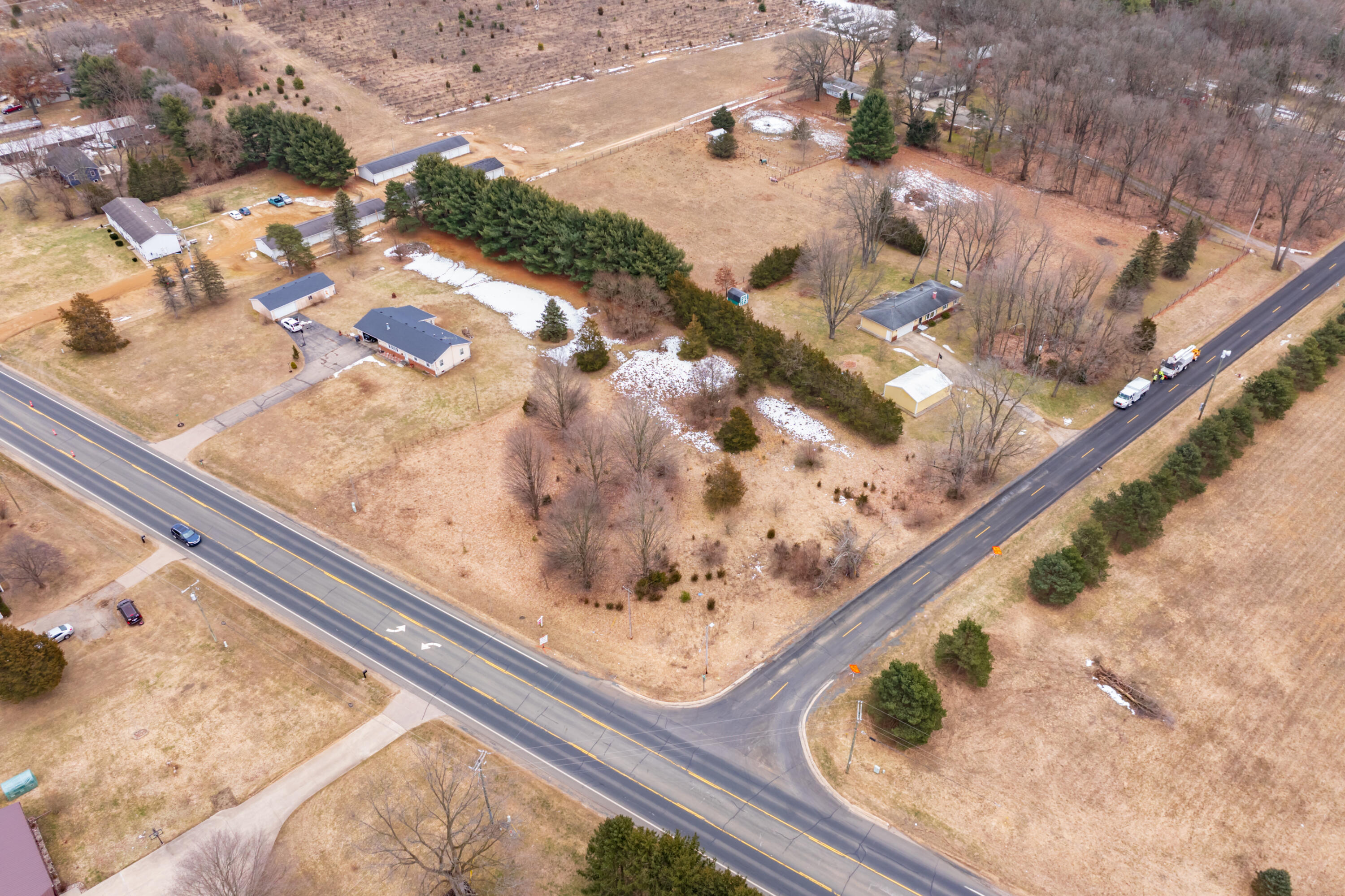 22889 Red Arrow Highway Mattawan, MI 49071 - Photo 5 of 15 Red_Arrow_Hwy_VL_Mattawan_49071-1