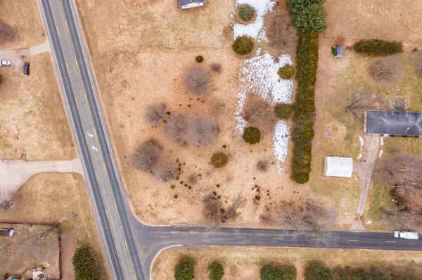 $77,000 | 22889 Red Arrow Highway, Mattawan, MI 49071