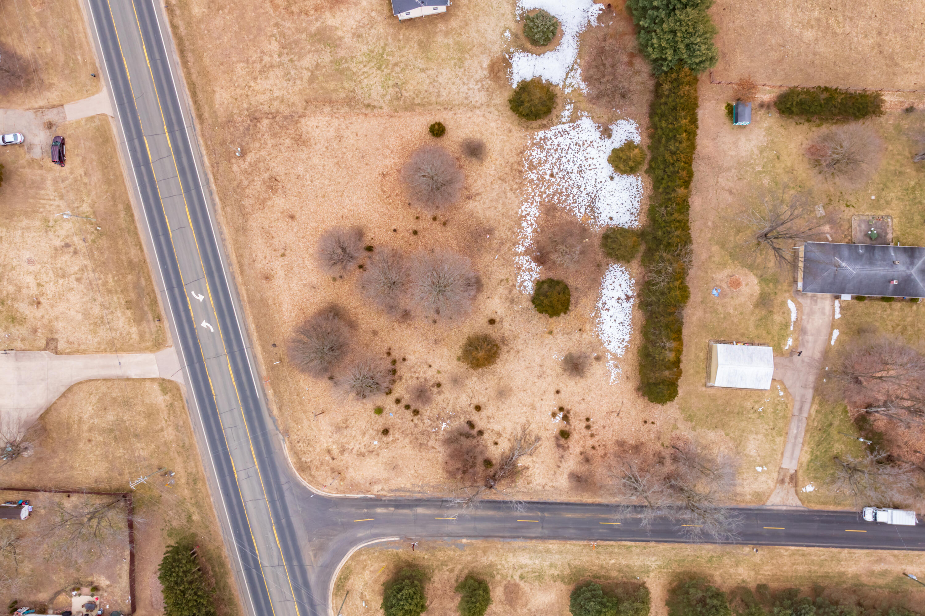 22889 Red Arrow Highway Mattawan, MI 49071 - Photo 6 of 15 Red_Arrow_Hwy_VL_Mattawan_49071-12