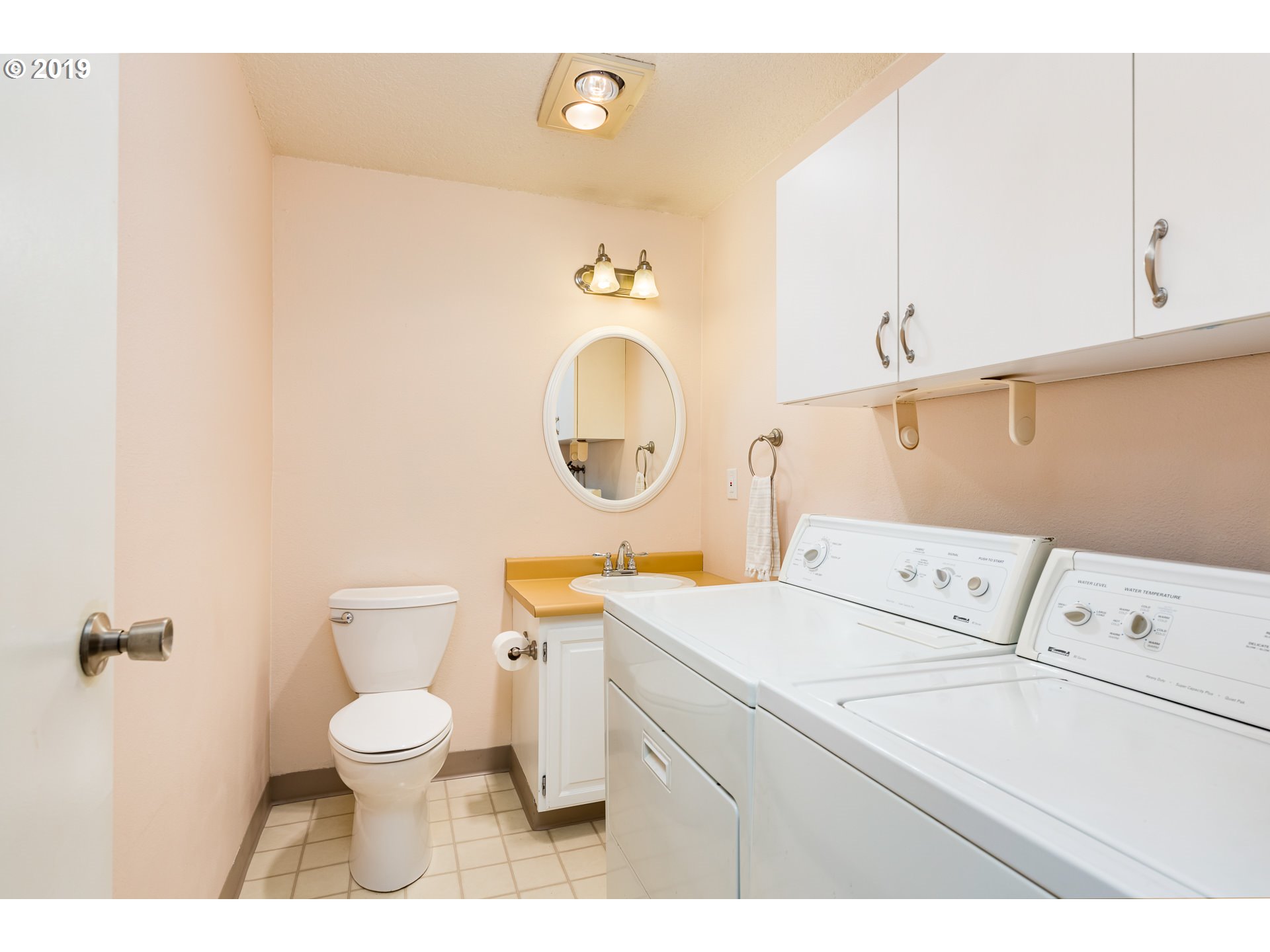 5567 Southwest Multnomah Boulevard Portland, OR 97219 - Photo 12 of 26