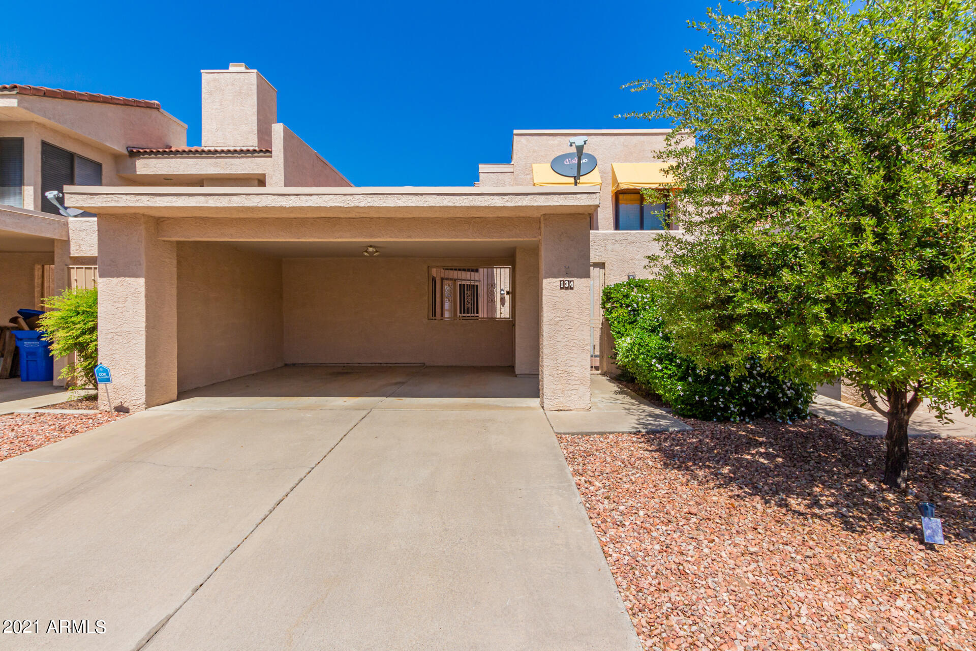 134 East Beck Lane Phoenix, AZ 85022 - Photo 2 of 25 0002-Beck-1