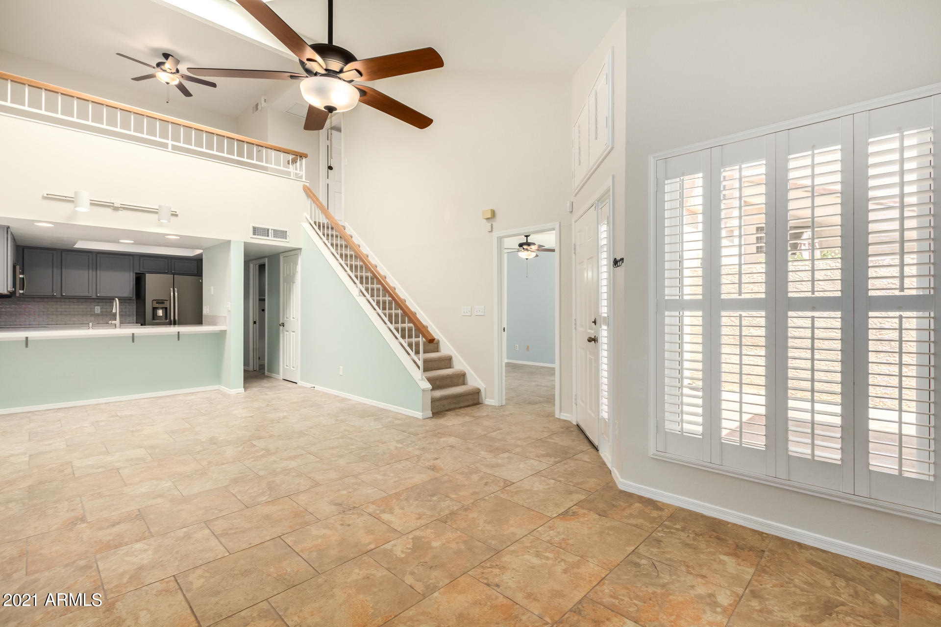 134 East Beck Lane Phoenix, AZ 85022 - Photo 4 of 25 0006-Beck-6