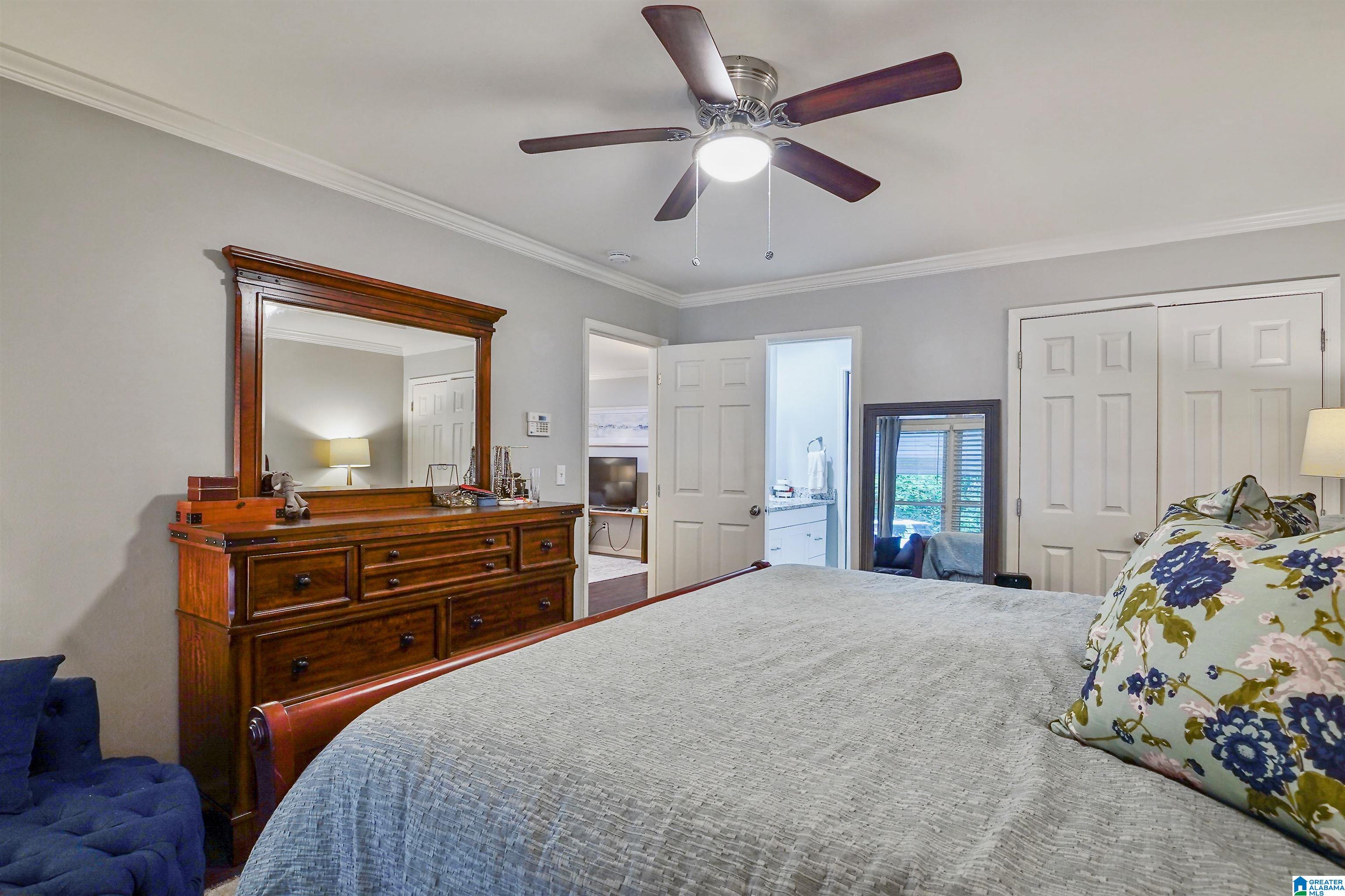 739 Columbiana Road Birmingham, AL 35209 - Photo 16 of 33