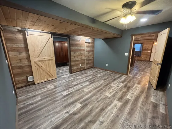 $389,900 | 27286 Forbes Road, Edwards, MO 65326