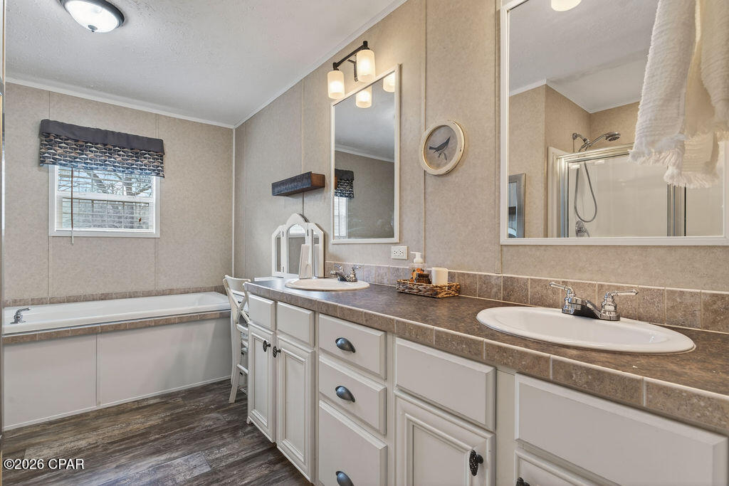 2735 Chipley Street Cottondale, FL 32431 - Photo 23 of 35