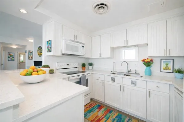 $385,000 | 6211 West Northwest Highway, Unit 1602, Dallas, TX 75225