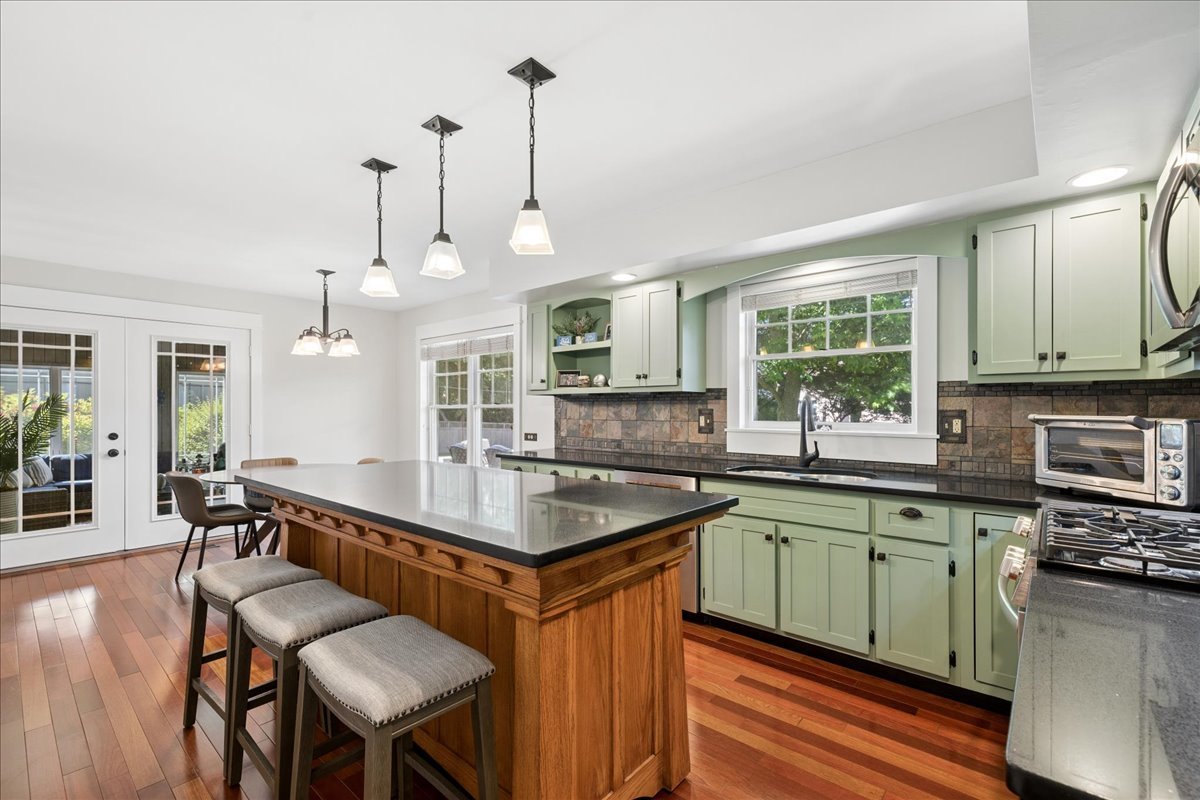 190 Old Forge Road Elgin, IL 60123 - Photo 8 of 29