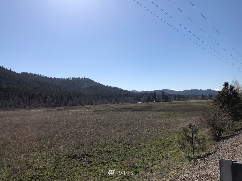 7710 Teanaway Road Cle Elum, WA 98922 - Photo 3 of 5 Gallery Image 3