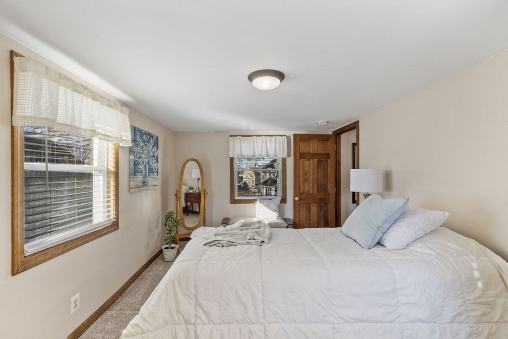 15 Waverly Road North Andover, MA 01845 - Photo 13 of 27 Gallery Image 13